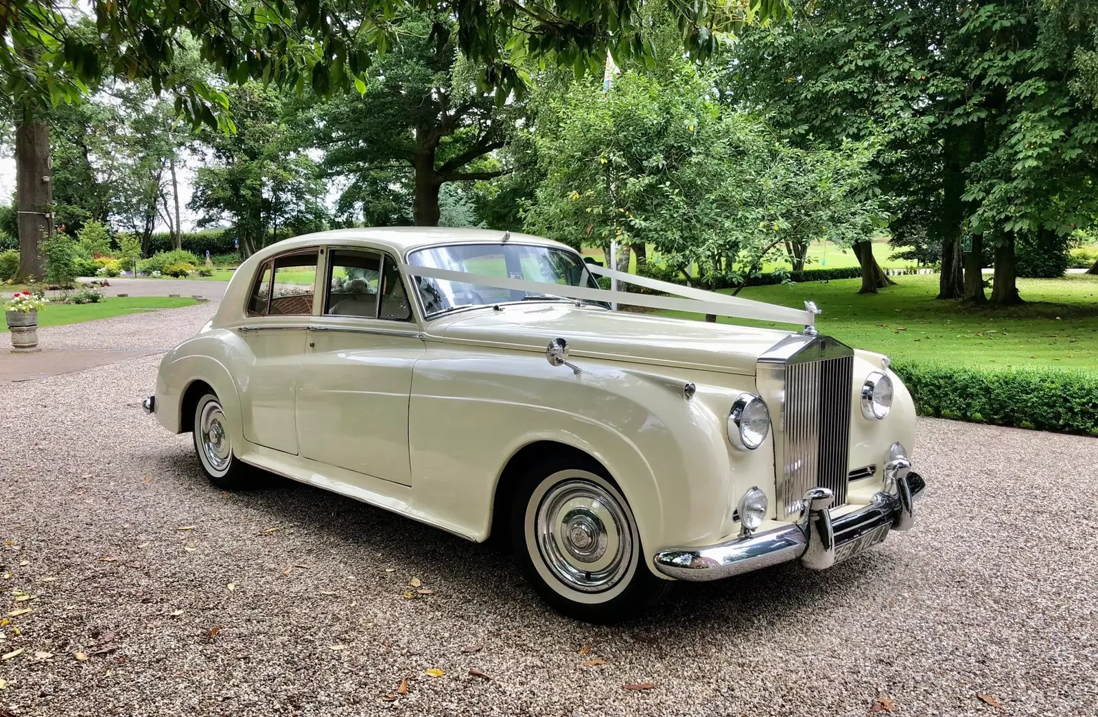 The Finest & Luxury Wedding Car Hire In London
